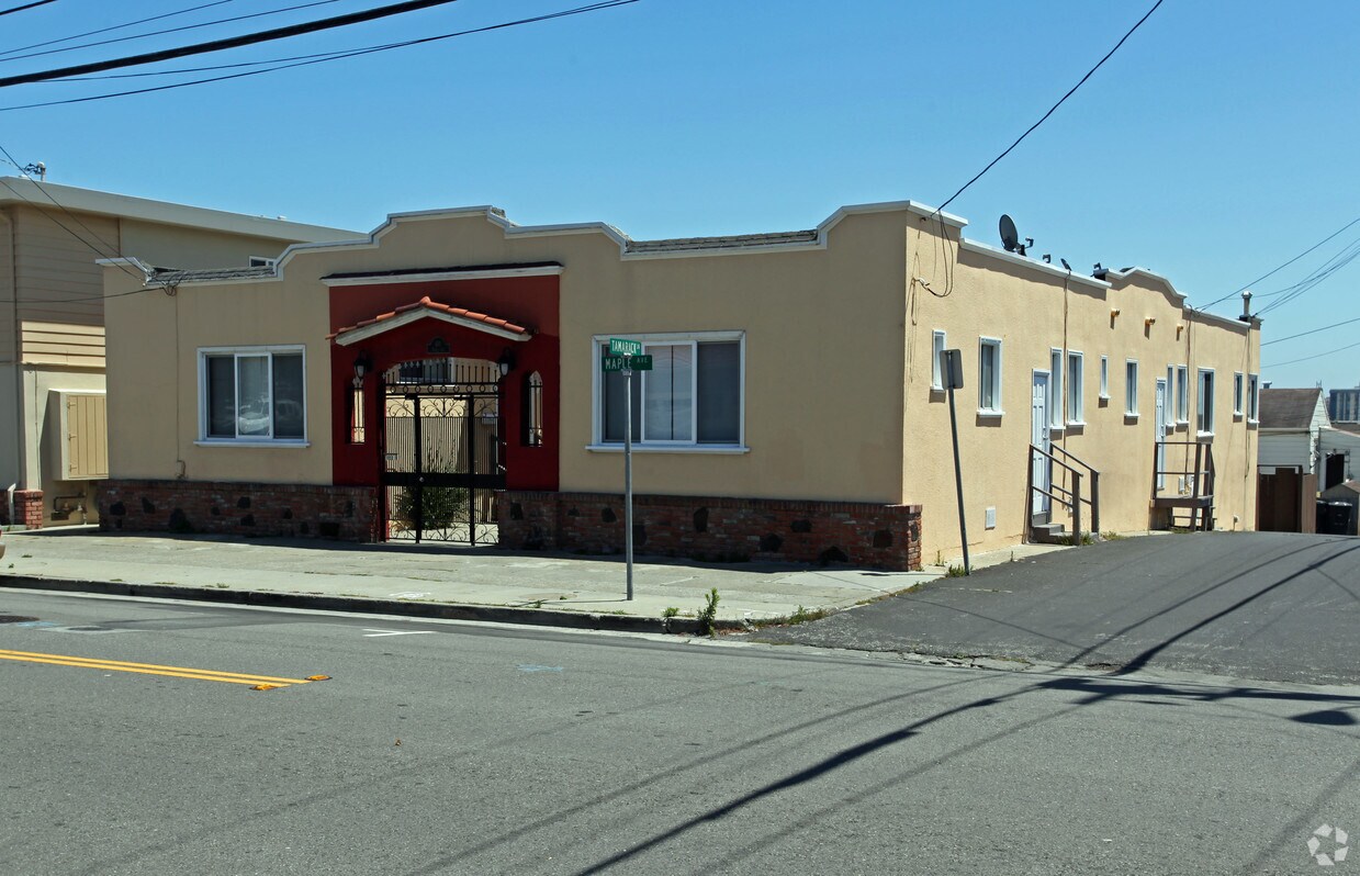 Primary Photo - 410 Maple Ave
