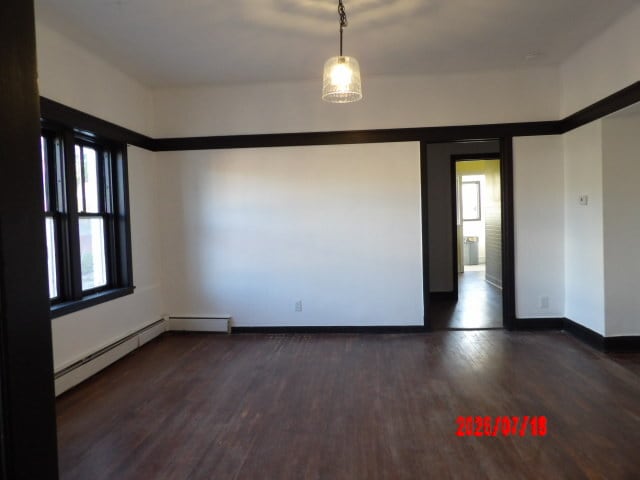 Building Photo - 217 E 3rd St