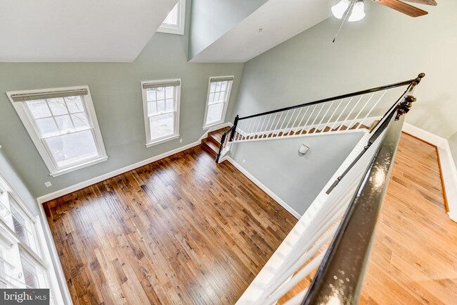 Foto del edificio - 218 Morgan St NW
