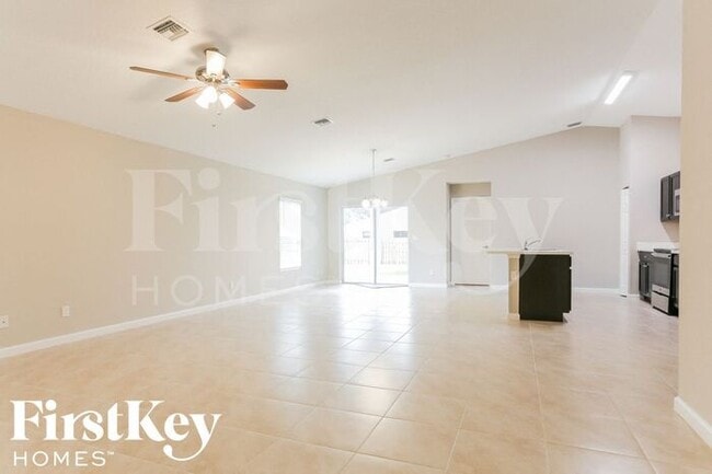 Foto del edificio - 1062 SW Fenway Rd