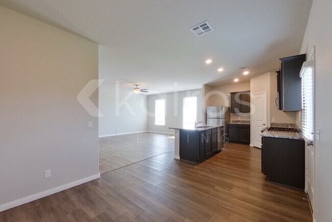 Foto del edificio - 820 NW 4th St