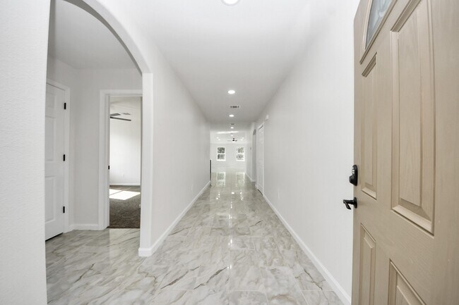 Foto del edificio - 51 Rd 5214