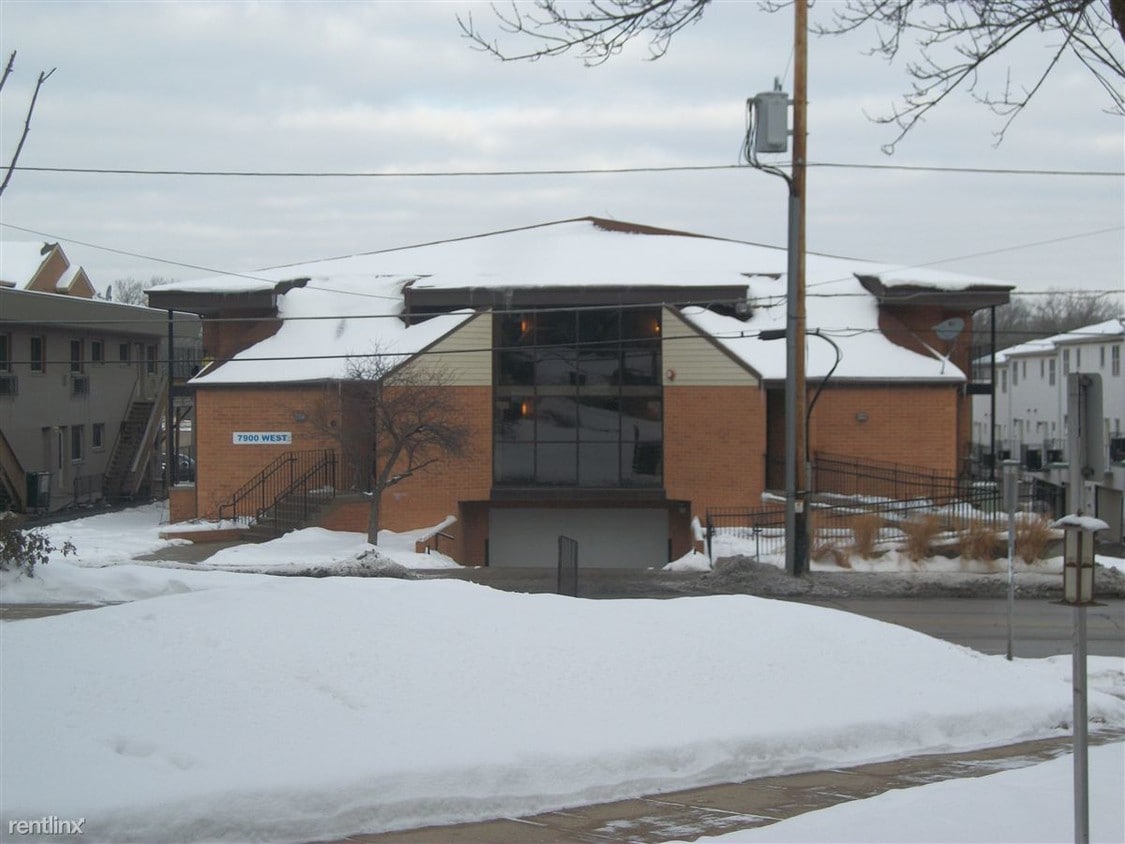 Primary Photo - 7900 Harwood Ave