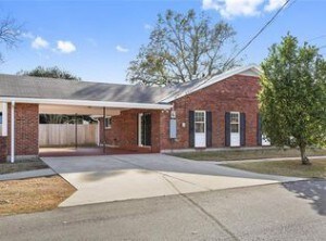 Building Photo - 1053 Bonnabel Blvd