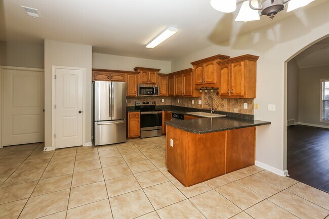 Building Photo - 6219 Arlington Ln