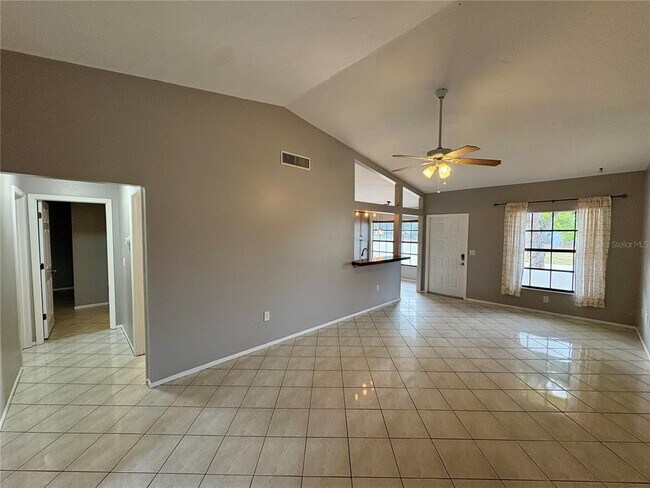 Foto del edificio - 1314 N Brink Ave