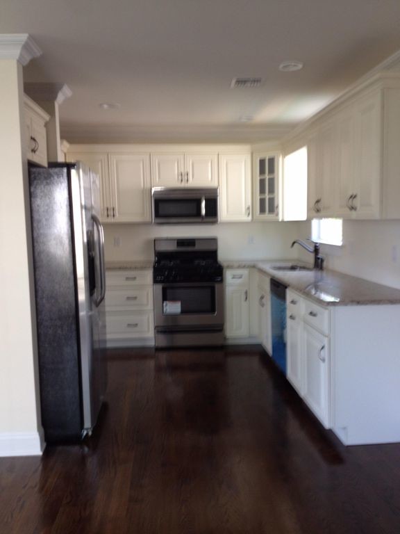 Foto del edificio - 26 Leonard Ave