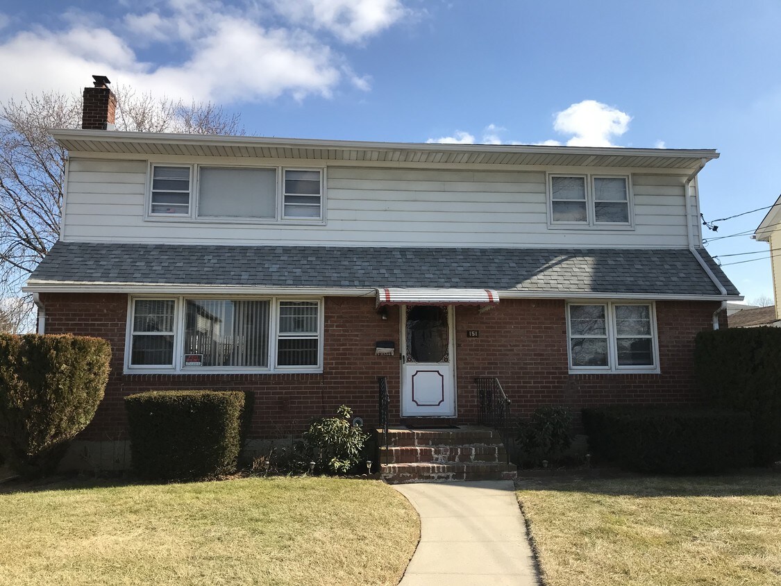 151 Terrace Ave, Elmont, NY 11003 Apartments in Elmont, NY