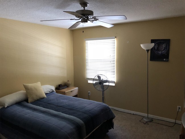 Foto del edificio - 4784 Tangerine Ave