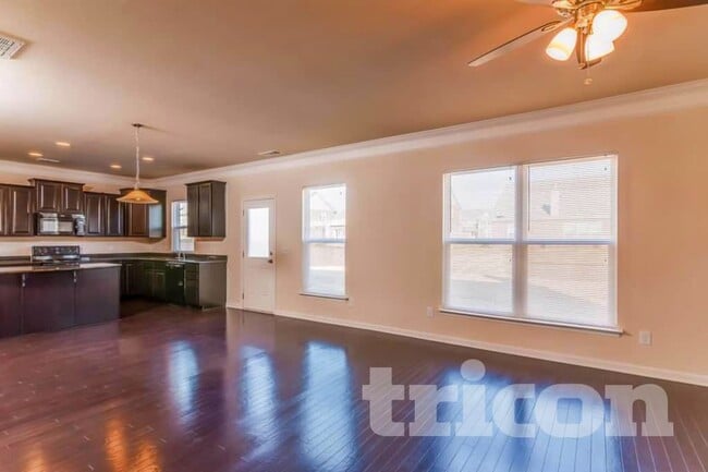 Foto del edificio - 1040 Merrick Rd