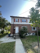 Building Photo - 202 Union St