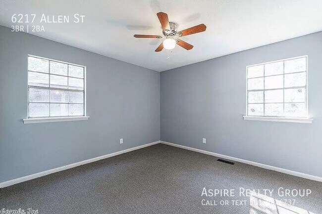 Foto del edificio - 6217 Allen St