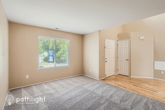Building Photo - 13605 116th Ave Ct E
