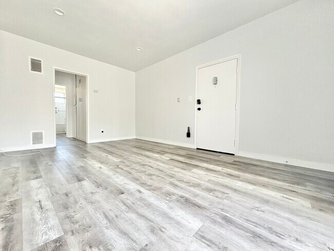 Foto del edificio - 924 4th St Santa Monica, CA 90403