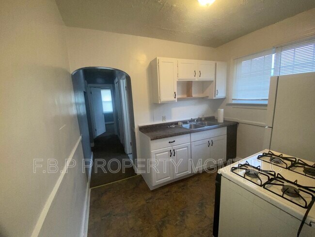 Foto del edificio - 3831 Waverly St