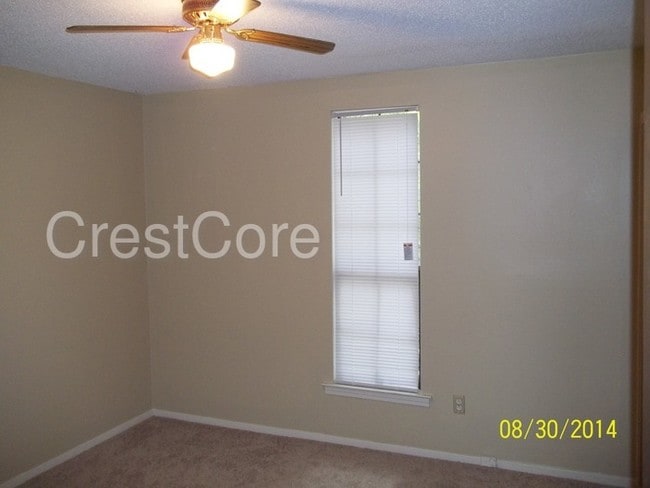 Building Photo - 5704 Ballenmoor Dr