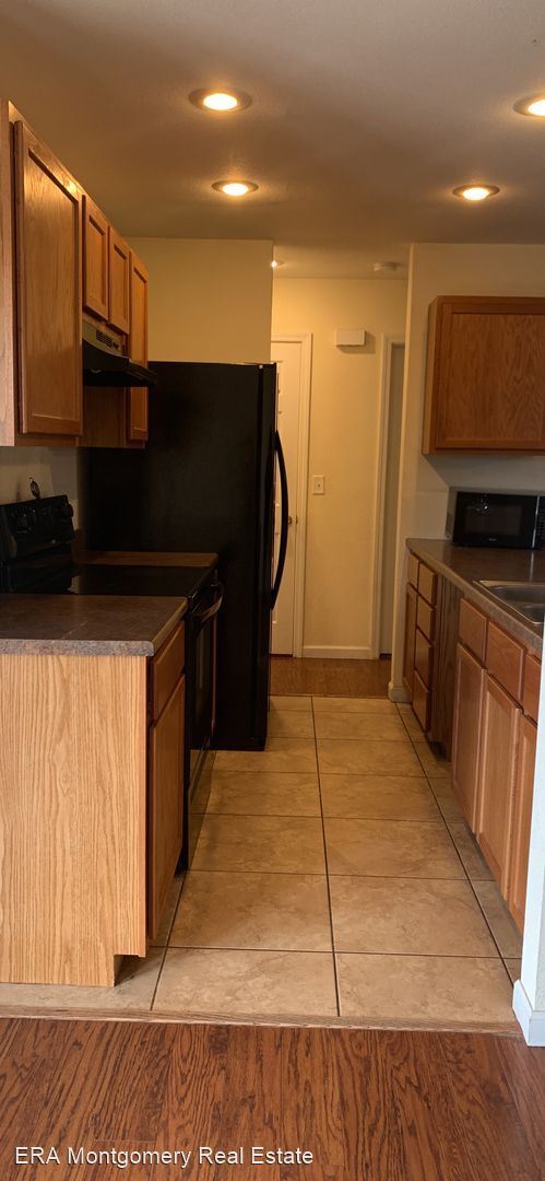 Foto del edificio - 3 br, 2 bath House - 2409 Jackson