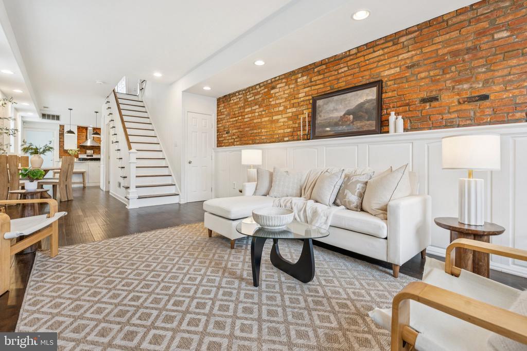 Foto principal - 801 S Rose St