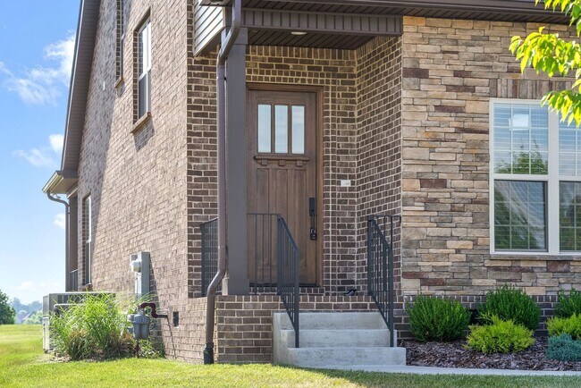 Foto del edificio - New Construction Four Bedroom!