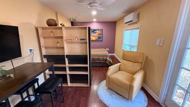 Foto del edificio - 5319 N Orange Ave