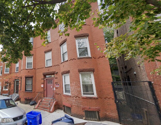 Primary Photo - 3 Warwick St
