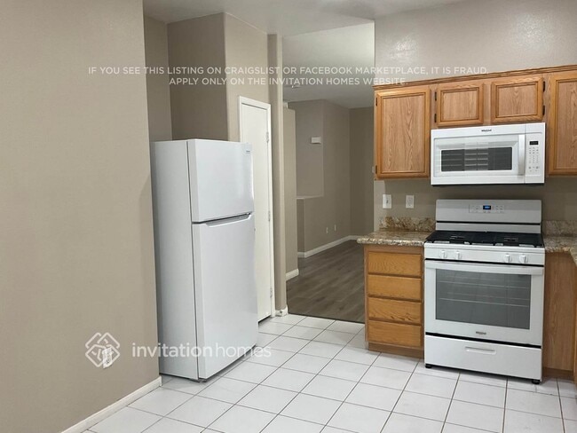Building Photo - 5952 Hickory Nut Ave