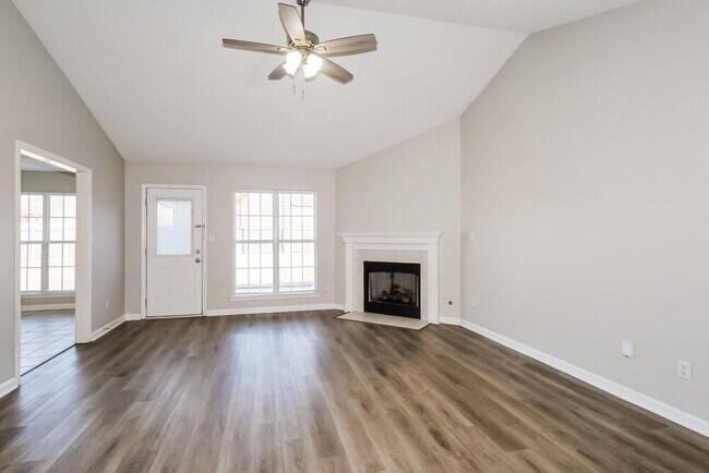 Foto del edificio - 5086 Jon Oak Dr