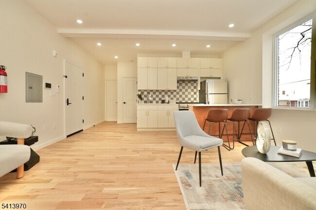 Foto del edificio - 15 Palisade Ave