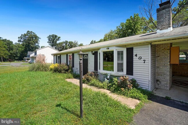 Building Photo - 407 Bryan Point Rd