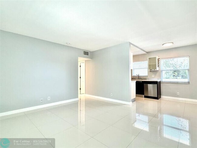 Foto del edificio - 416 NE 15th Ave