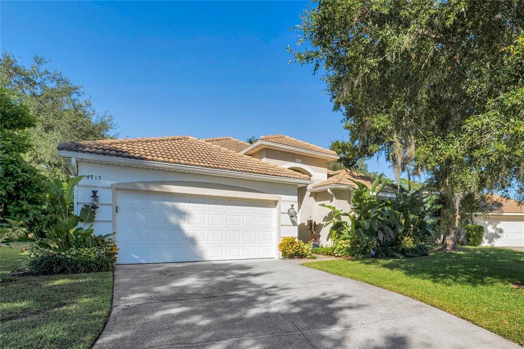 Foto principal - 4713 Windsor Ave