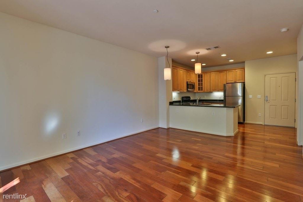 Primary Photo - 1 br, 1 bath - 1445 Fruitdale Ave Unit 122