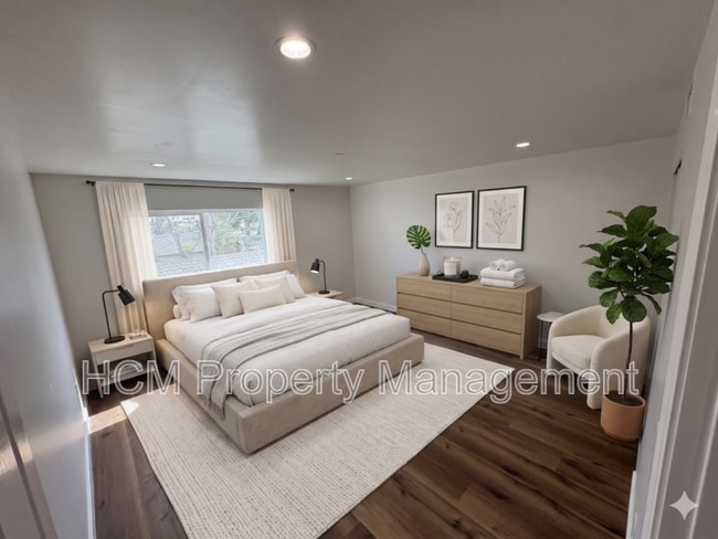 Photo - 5507-5509 S Manhattan Pl House