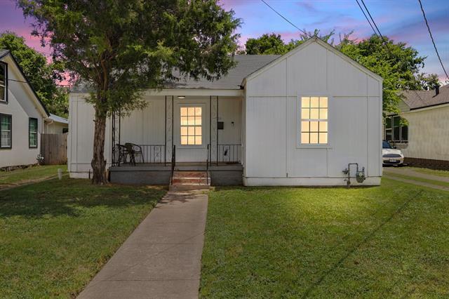 Building Photo - 718 Genoa Ave