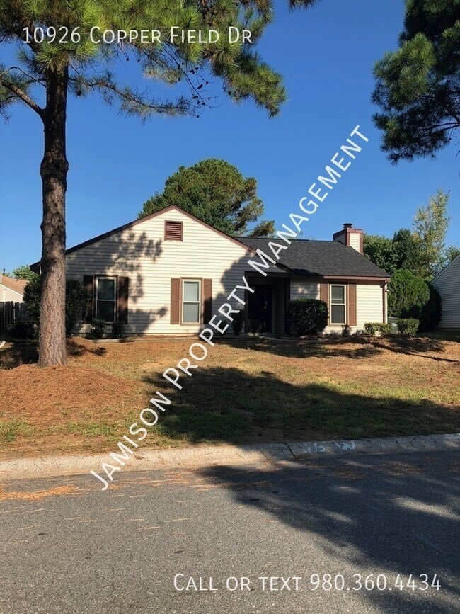 Foto del edificio - 10926 Copper Field Dr-