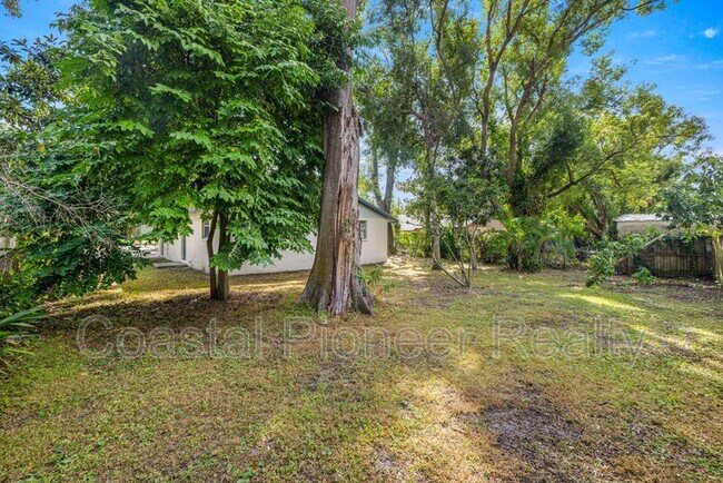 Foto del edificio - 9610 N 12th St