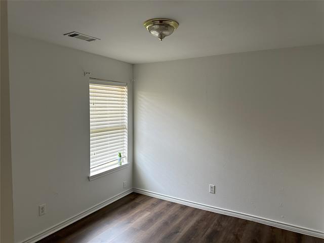 Building Photo - 410 Cedar Dr