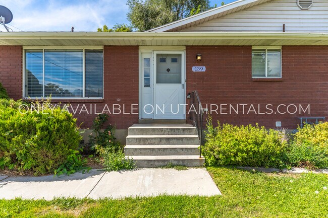 Foto del edificio - 139 N Center St