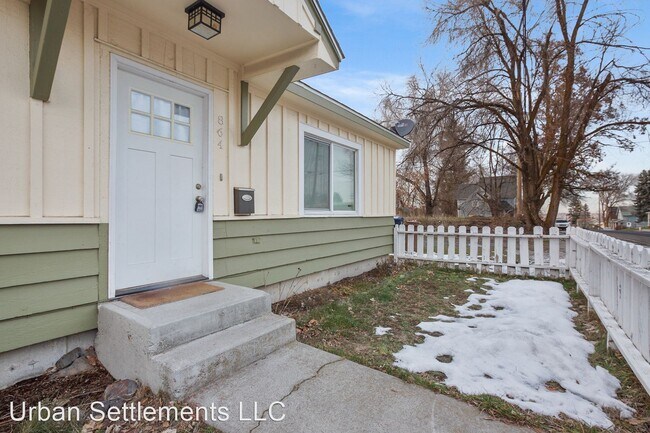 Building Photo - 1 br, 1 bath House - 864 S Sherman St
