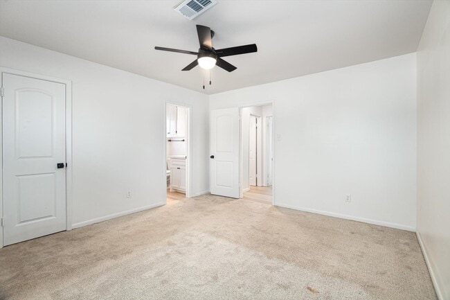 Foto del edificio - 416 Southern Oaks Dr
