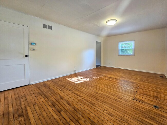 Foto del edificio - 1408 Harpst St