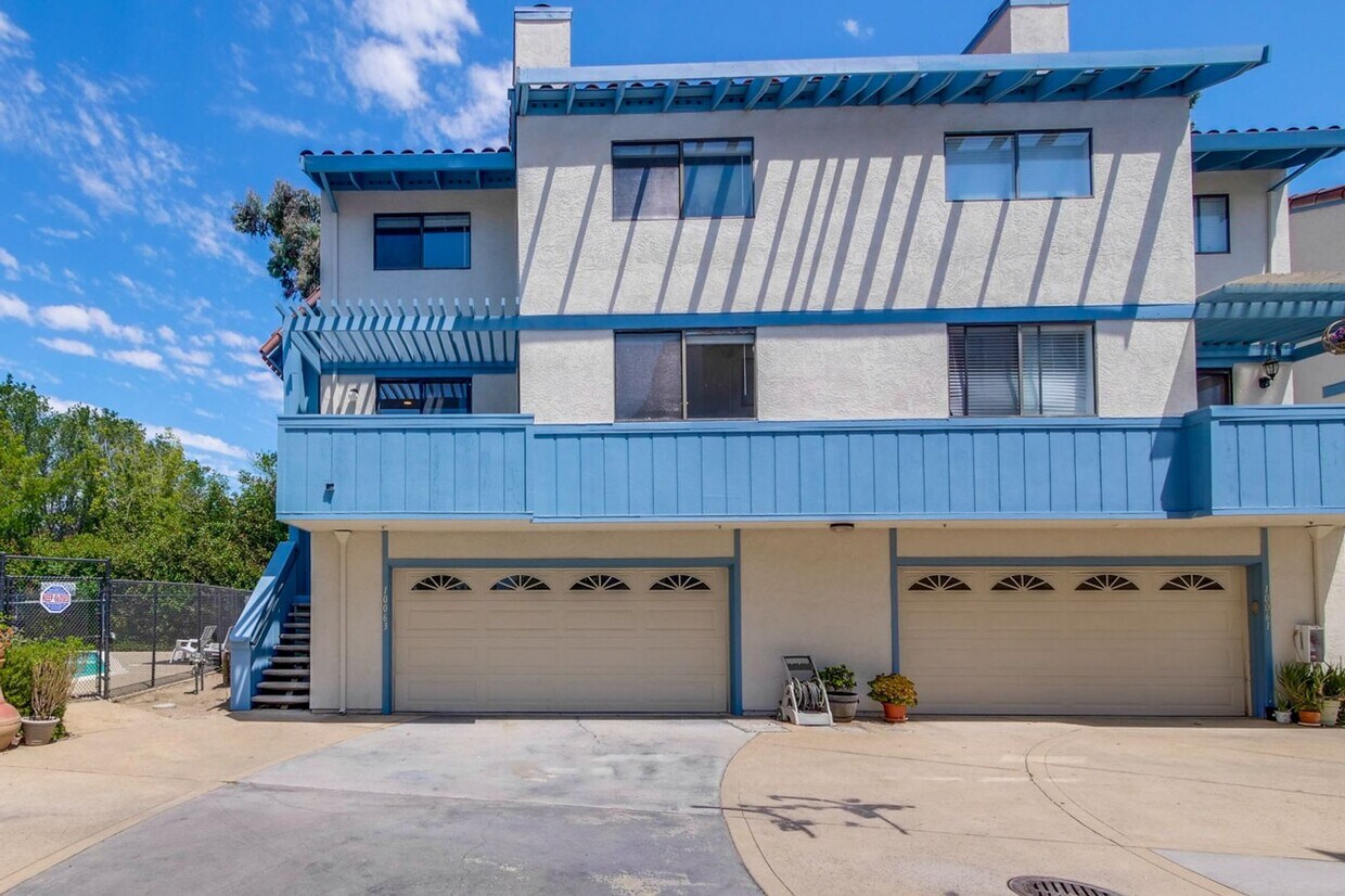 Foto principal - Condo Near Cupertino High | Updated Kitche...