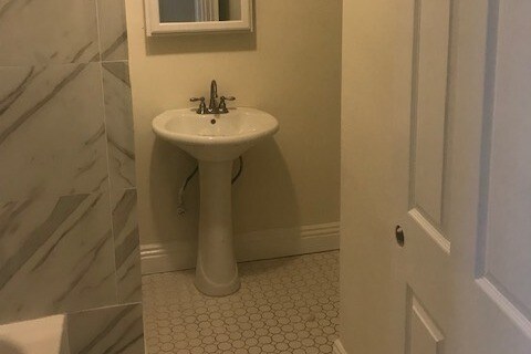 Foto principal - 832 E 20th St