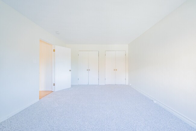 Foto del edificio - Sunset Country Club Plaza Apartments