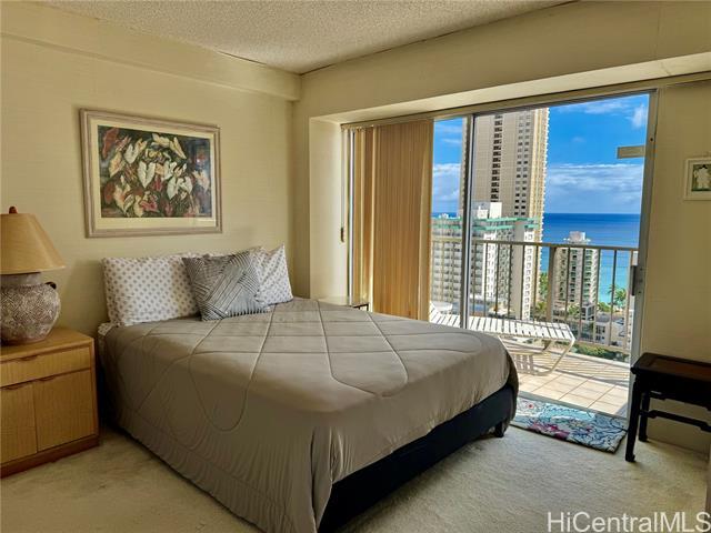 Foto del edificio - 2440 Kuhio Ave.