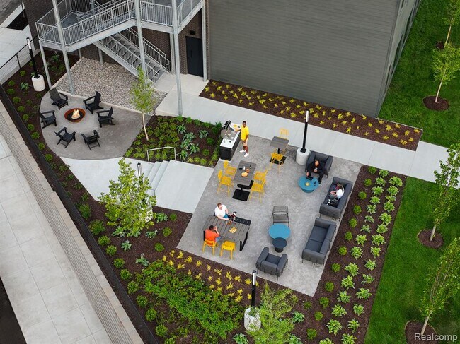 Foto del edificio - 2420 Bagley St