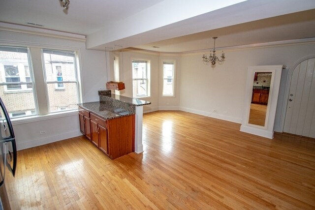 Building Photo - 6321 N Artesian Ave