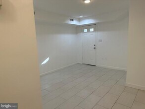 Building Photo - 1342 Levis St NE Building Photo - 1342 Levis St NE