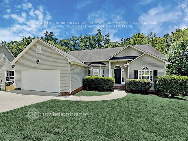 Building Photo - 129 Deerfield Dr