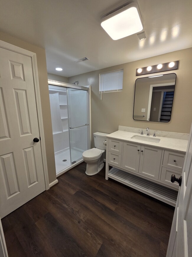 Foto del edificio - 611 Austin Ln